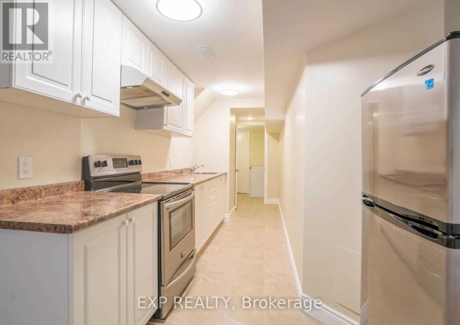 15 Freesia Road, Brampton, Ontario  L7A 0L6 - Photo 33 - W12576116