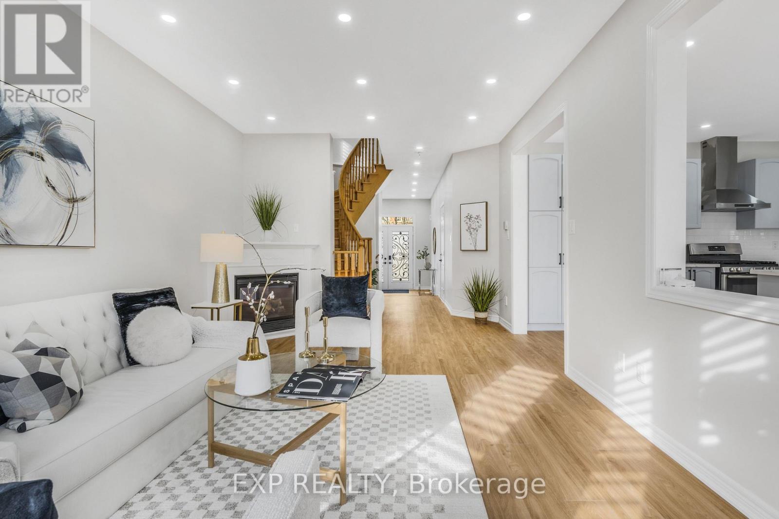 15 Freesia Road, Brampton, Ontario  L7A 0L6 - Photo 6 - W12576116