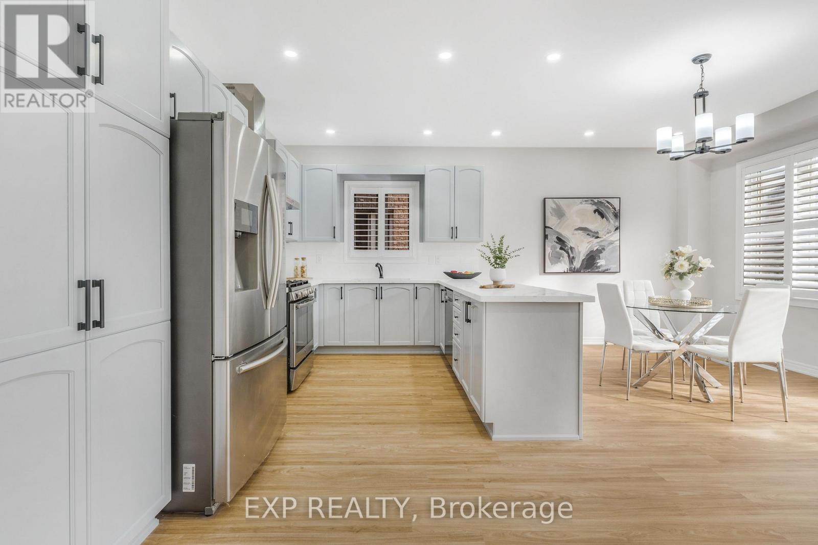 15 Freesia Road, Brampton, Ontario  L7A 0L6 - Photo 8 - W12576116