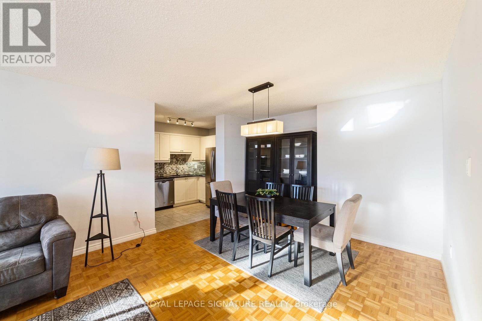 503 - 212 Kerr Street, Oakville, Ontario  L6K 3B1 - Photo 10 - W12576124