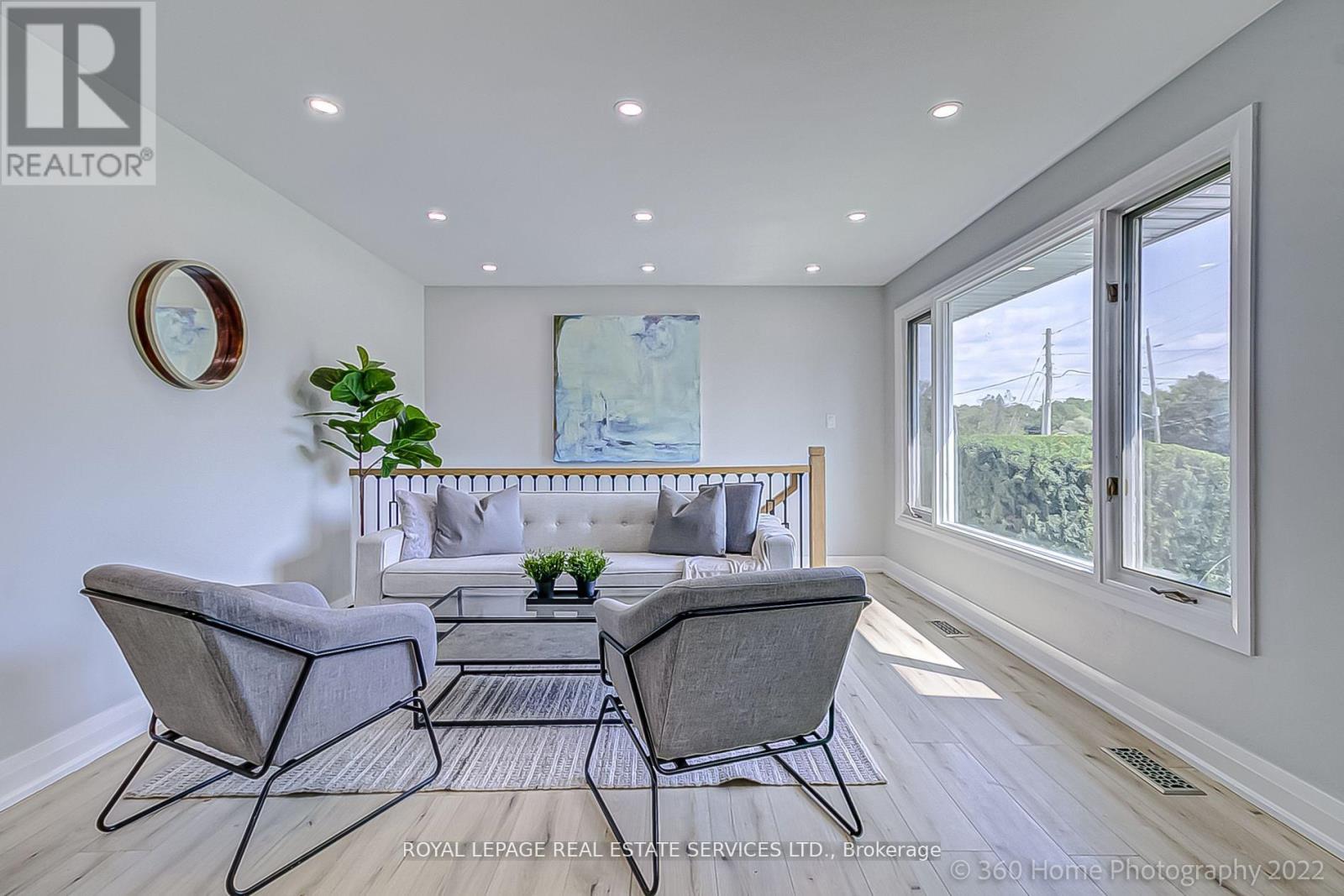 40 Ewing Street, Halton Hills, Ontario  L7G 2P9 - Photo 9 - W12576126