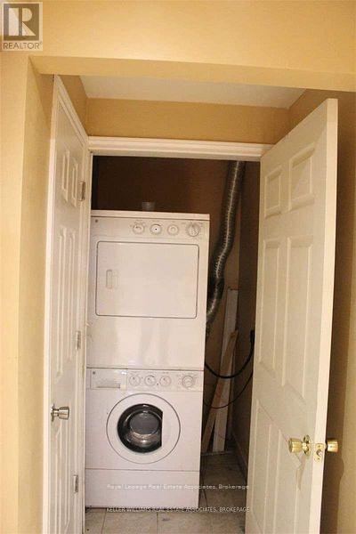 9 Fidelity Avenue, Brampton, Ontario  L7A 2S6 - Photo 7 - W12576162