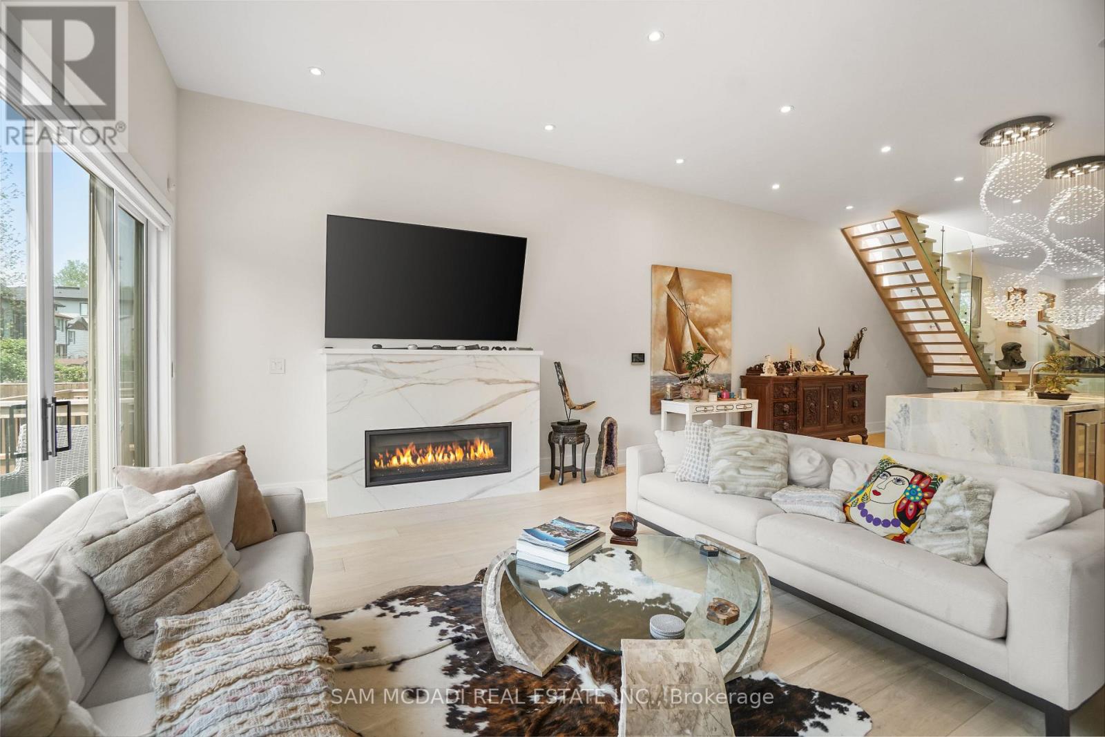 1036 Enola Avenue, Mississauga, Ontario  L5G 4A9 - Photo 18 - W12576212