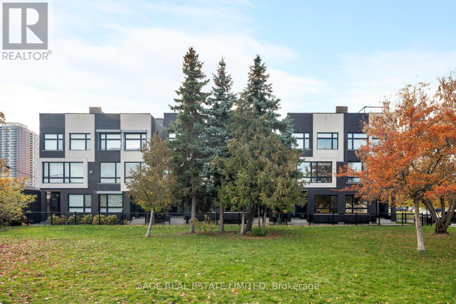 101 Beaver Avenue, Toronto, Ontario  M6H 2G3 - Photo 42 - W12576228