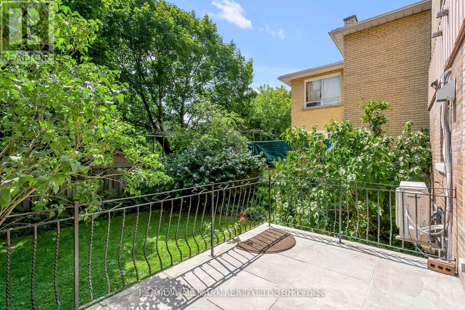 A1 - 5 High Park Boulevard, Toronto, Ontario  M6R 1M5 - Photo 16 - W12576234