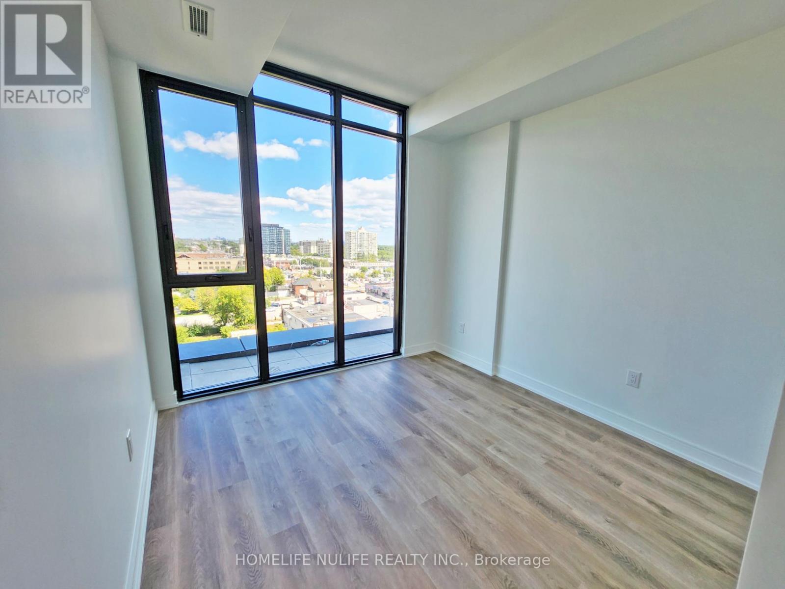 819 - 3009 Novar Road, Mississauga, Ontario  L5B 0P9 - Photo 5 - W12576256