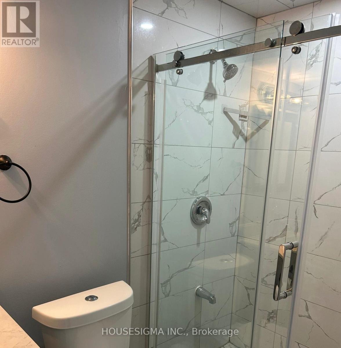 24 NEVILLE CRESCENT, Brampton, Ontario