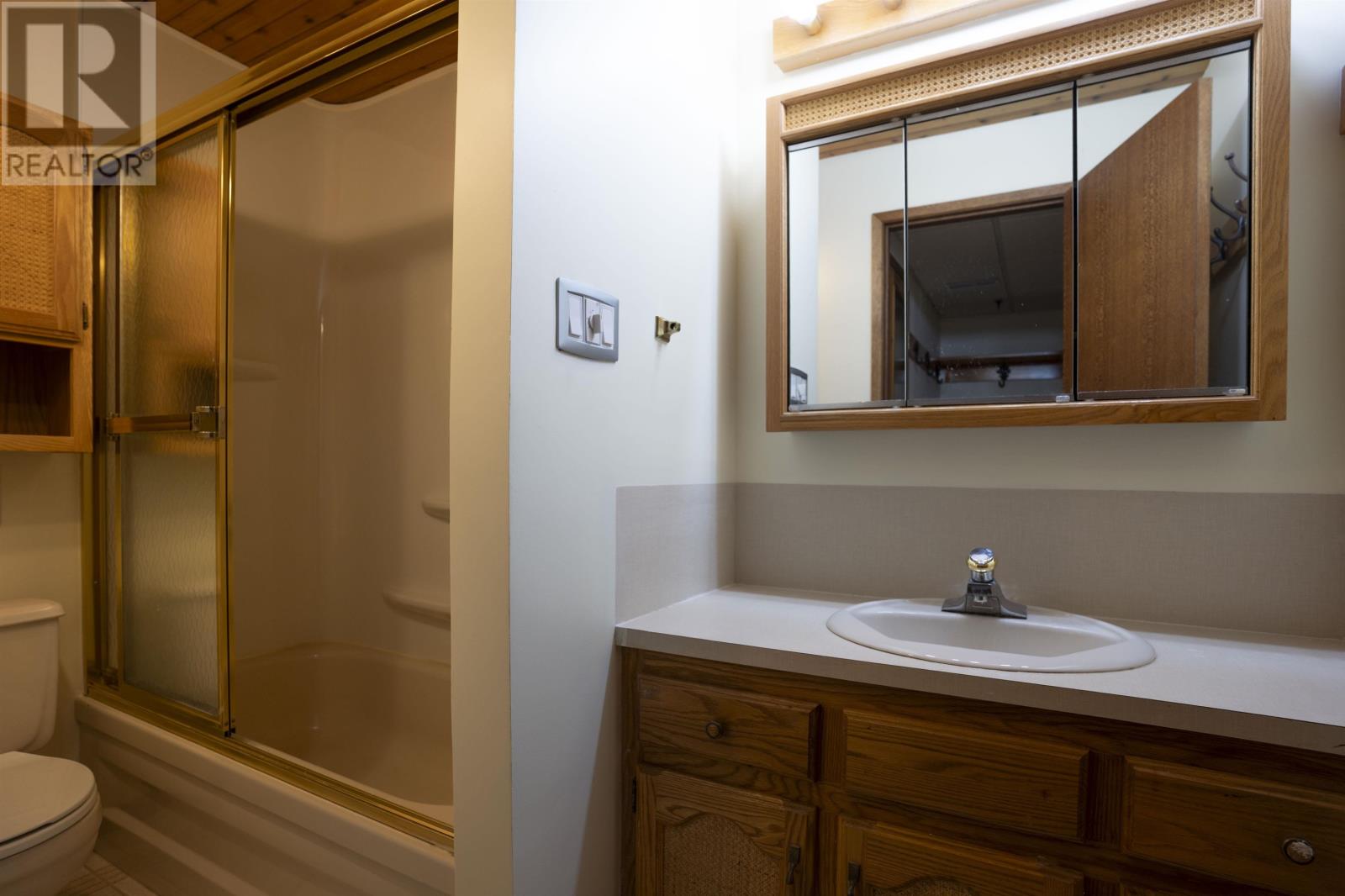 1030 Deepwood Dr., Thunder Bay, Ontario  P7J 1H7 - Photo 38 - TB253509