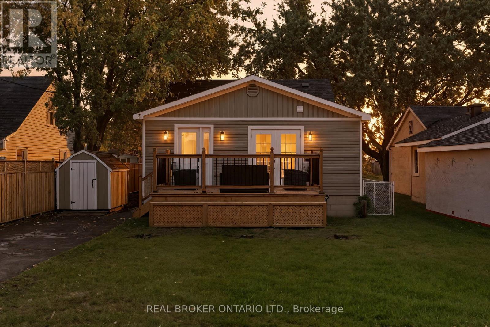 25 Roosevelt Drive, Smiths Falls, Ontario  K7A 3J7 - Photo 1 - X12576308