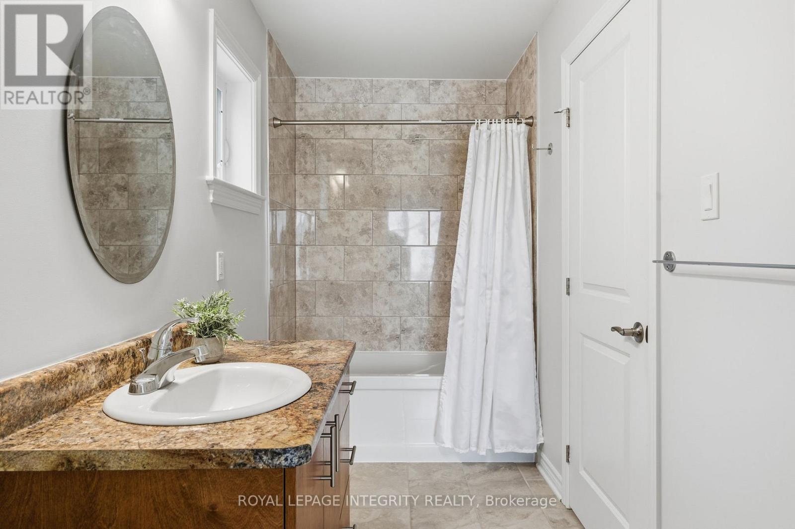 313 Napier Court, Mississippi Mills, Ontario  K0A 1A0 - Photo 15 - X12576366