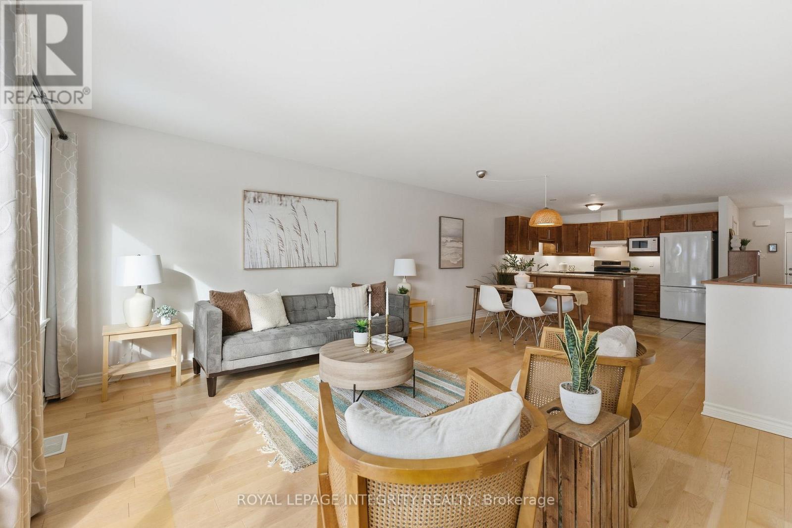 313 Napier Court, Mississippi Mills, Ontario  K0A 1A0 - Photo 5 - X12576366