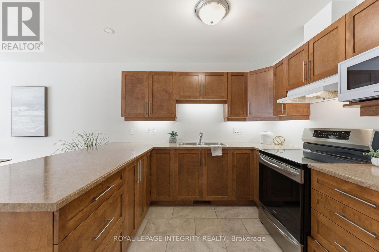 313 Napier Court, Mississippi Mills, Ontario  K0A 1A0 - Photo 6 - X12576366