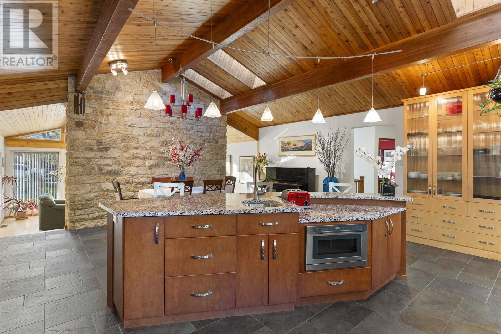 1030 Deepwood Dr., Thunder Bay, Ontario  P7J 1H7 - Photo 7 - TB253509