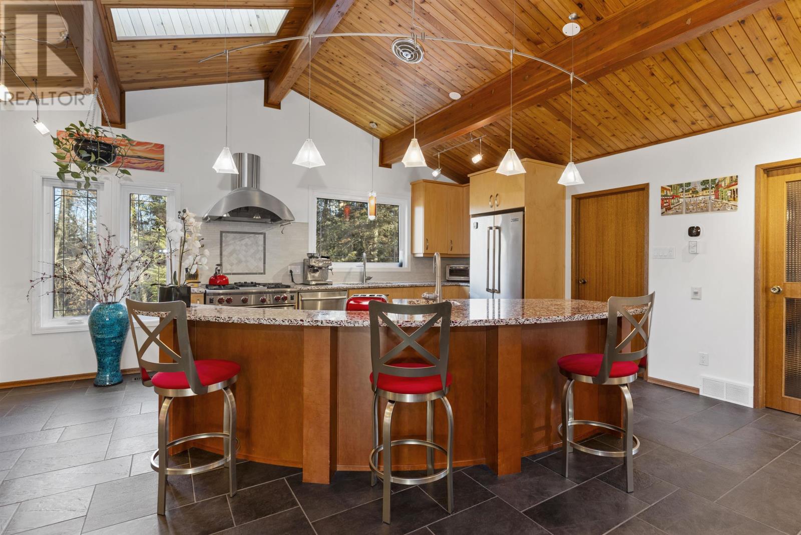 1030 Deepwood Dr., Thunder Bay, Ontario  P7J 1H7 - Photo 5 - TB253509