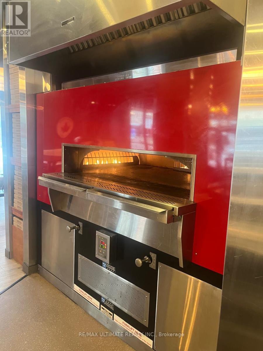 73 King Street W, Kitchener, Ontario  N2G 1X2 - Photo 13 - X12576046