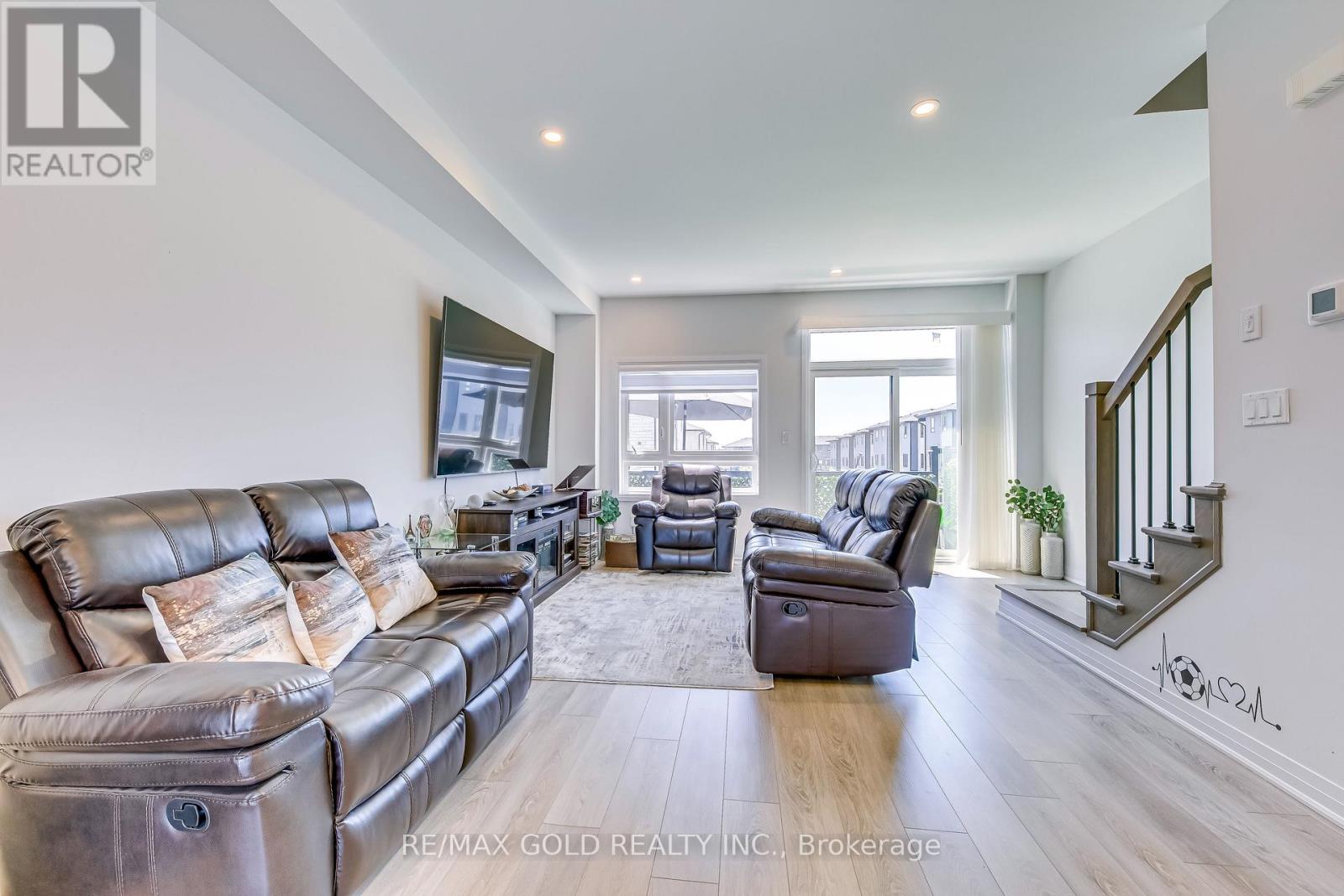 90 - 51 Sparrow Avenue, Cambridge, Ontario  N1T 0E5 - Photo 27 - X12576068