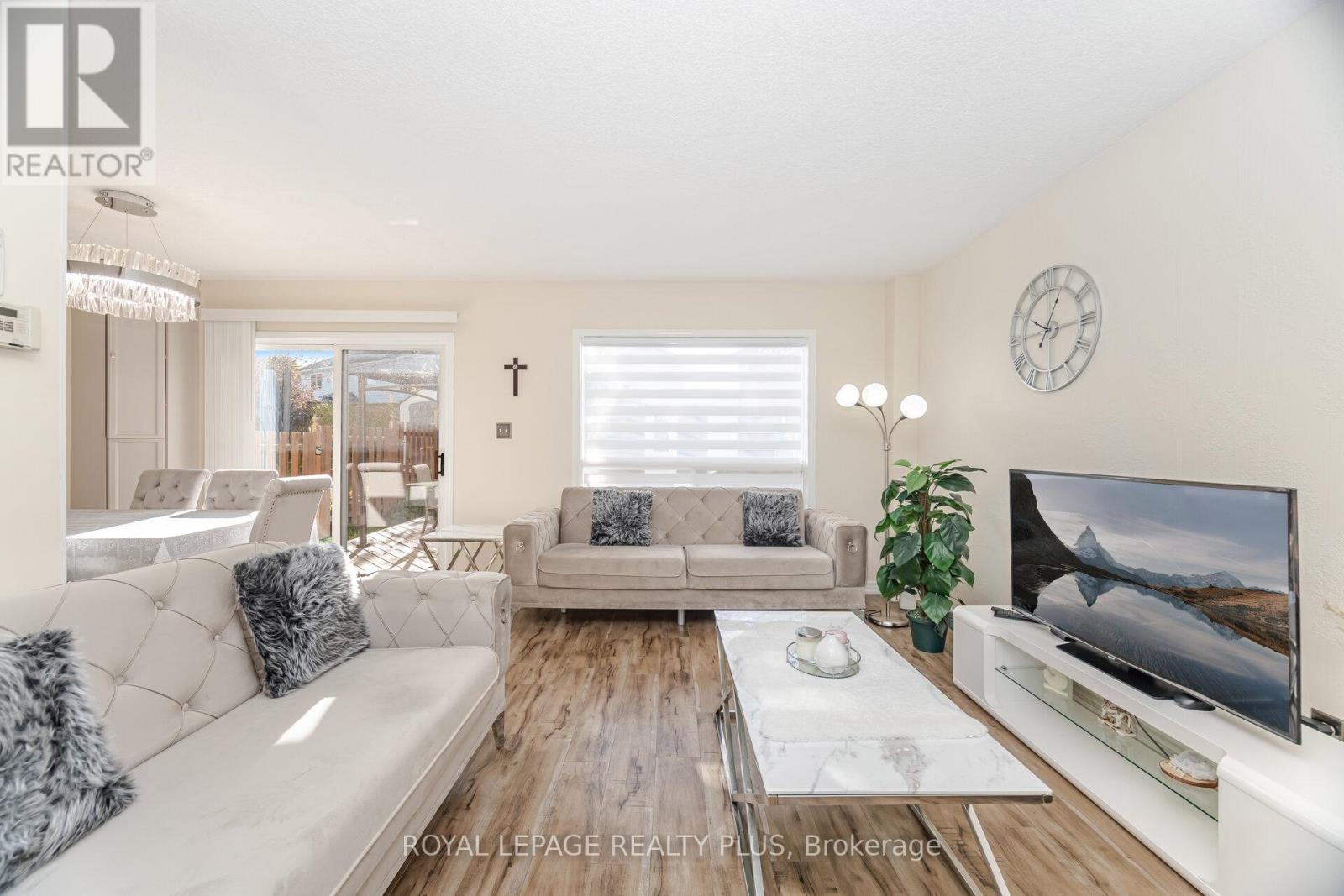 35 Jerry Drive, Cambridge, Ontario  N3C 4G4 - Photo 10 - X12576156