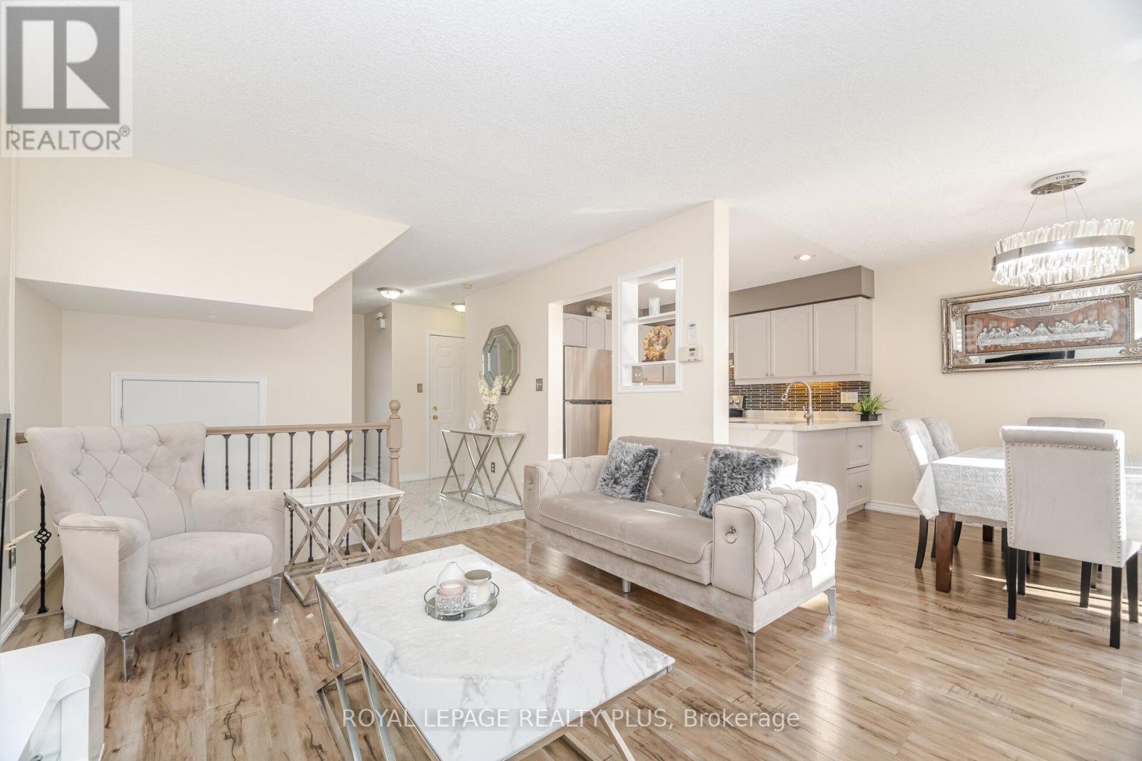 35 Jerry Drive, Cambridge, Ontario  N3C 4G4 - Photo 11 - X12576156