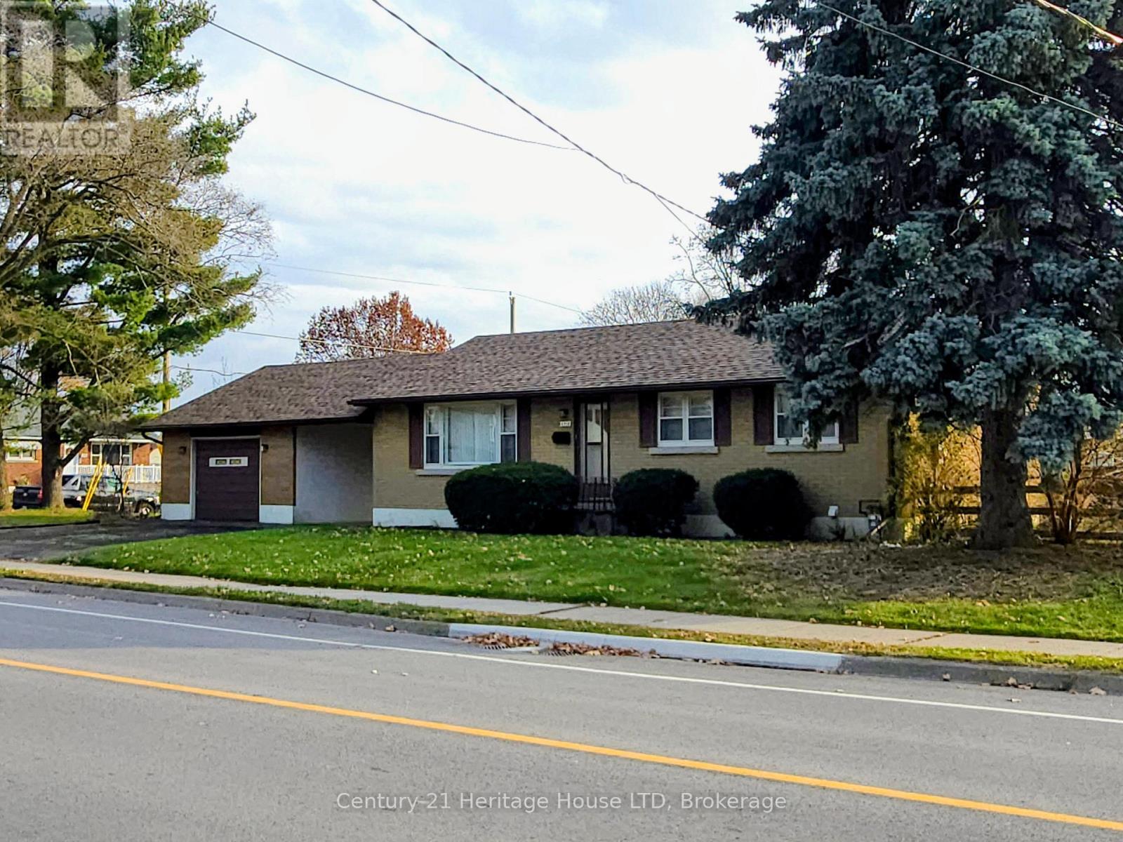 6558 ONEIL STREET, Niagara Falls, Ontario