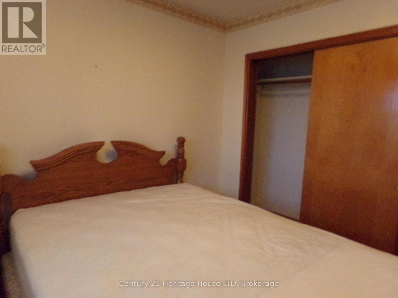 6558 Oneil Street, Niagara Falls, Ontario L2J 1N1 - Photo 14 - X12576310