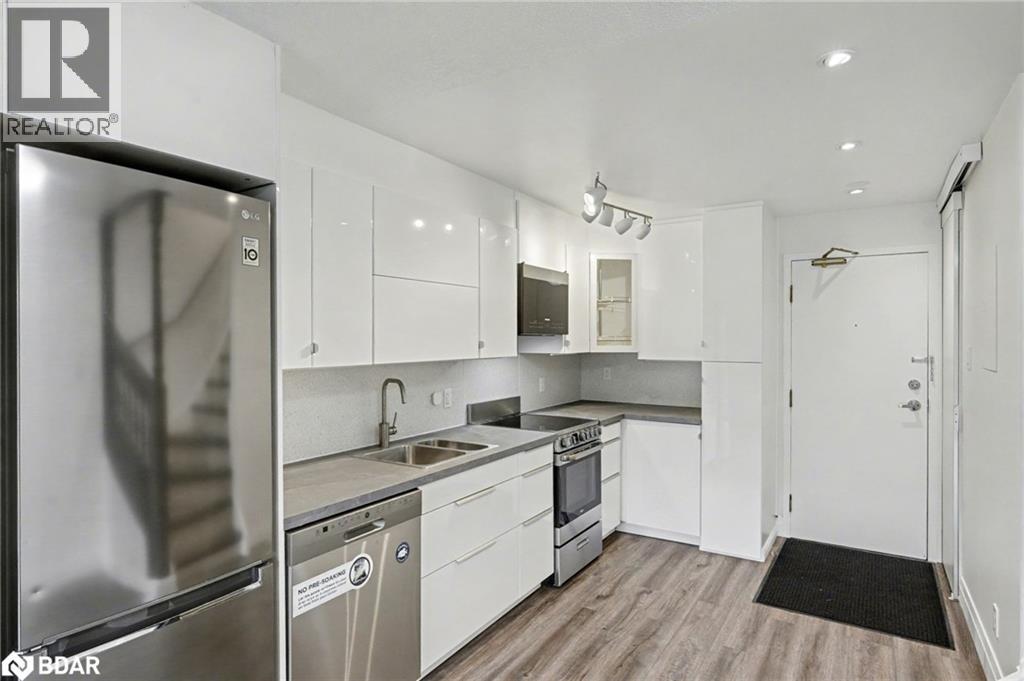 67 Valleyview Road Unit# 37, Kitchener, Ontario  N2E 3J1 - Photo 2 - 40790434