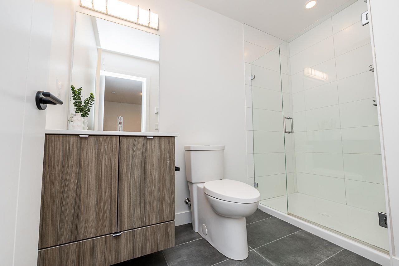 512 32838 Landeau Place, Abbotsford, British Columbia  V2S 0M6 - Photo 10 - R3068983