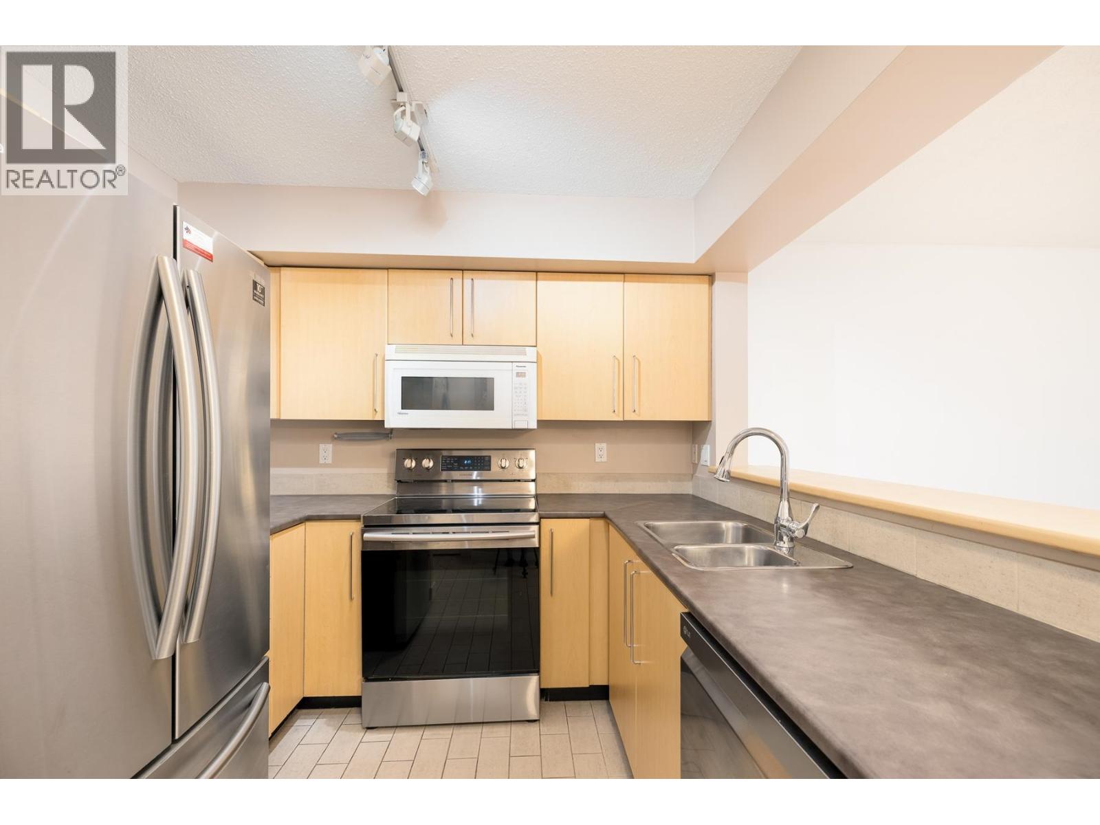 310 2768 Cranberry Drive, Vancouver, British Columbia  V6K 4V1 - Photo 14 - R3070008