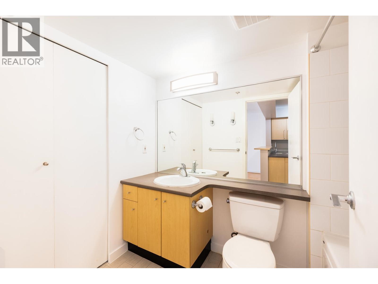 310 2768 Cranberry Drive, Vancouver, British Columbia  V6K 4V1 - Photo 17 - R3070008