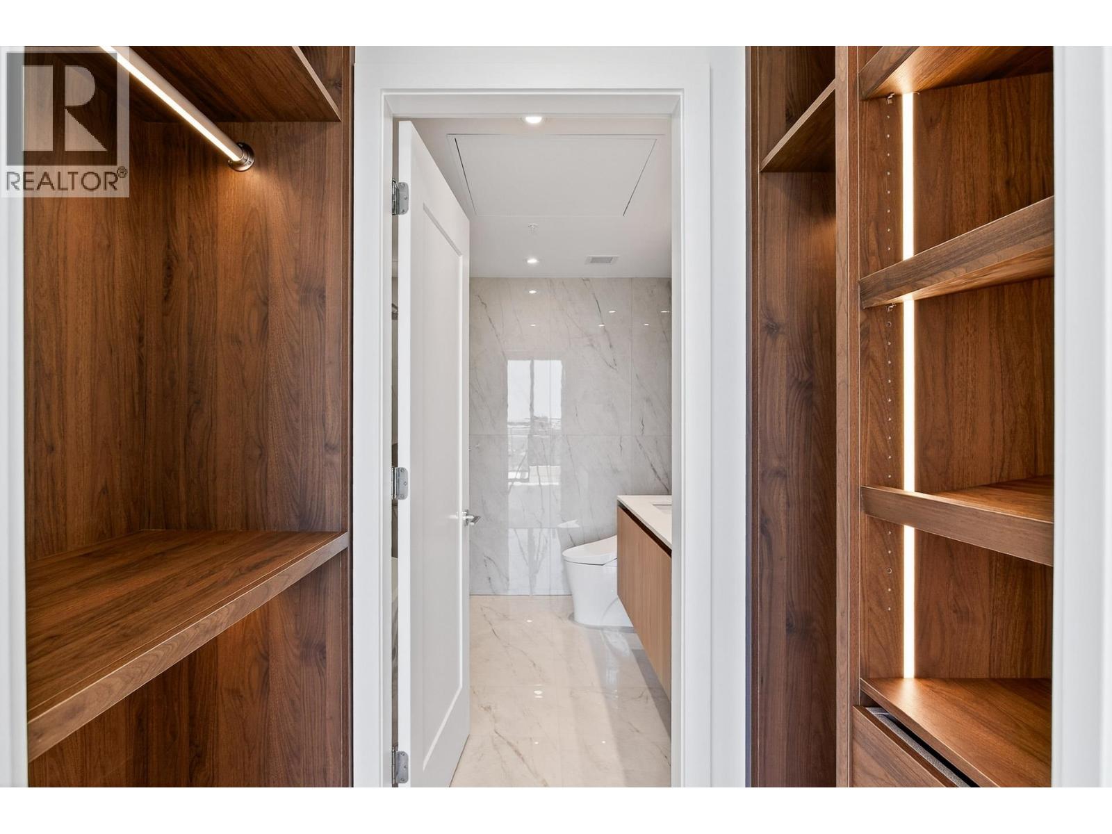 1406 135 E 13th Street, North Vancouver, British Columbia  V7L 0J8 - Photo 29 - R3070024