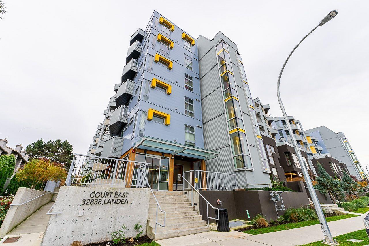 512 32838 Landeau Place, Abbotsford, British Columbia  V2S 0M6 - Photo 2 - R3068983