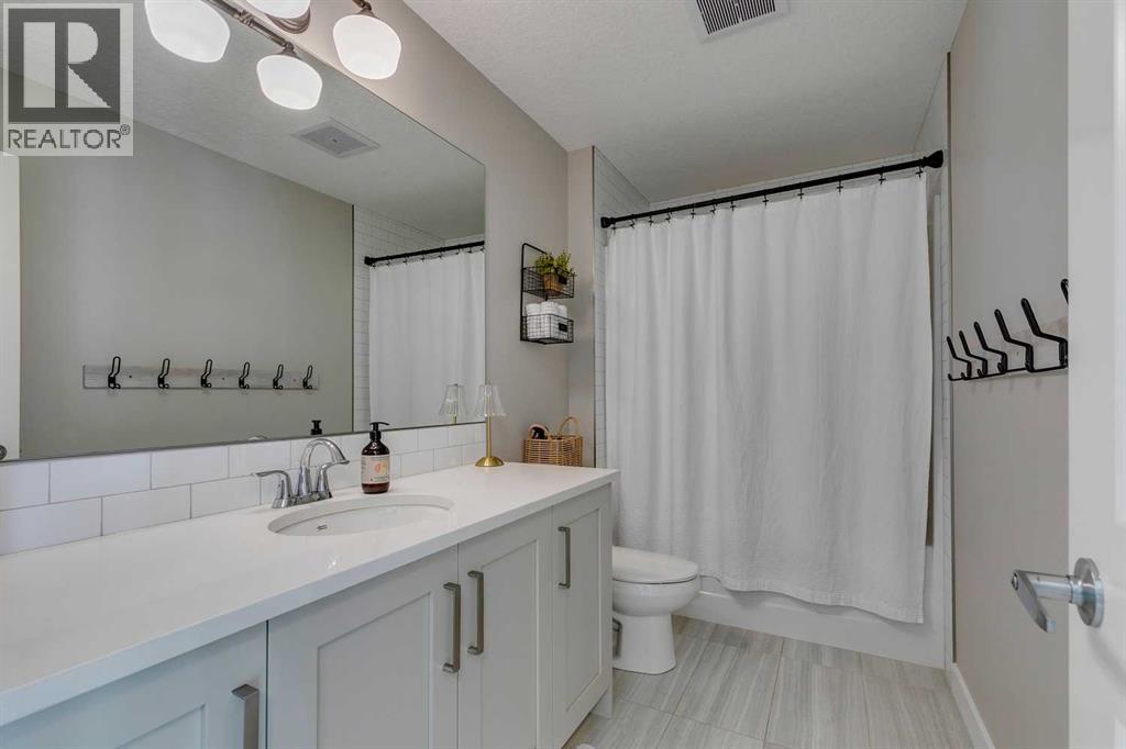 150 Cranbrook Circle Se, Calgary, Alberta  T3M 2L9 - Photo 34 - A2263454