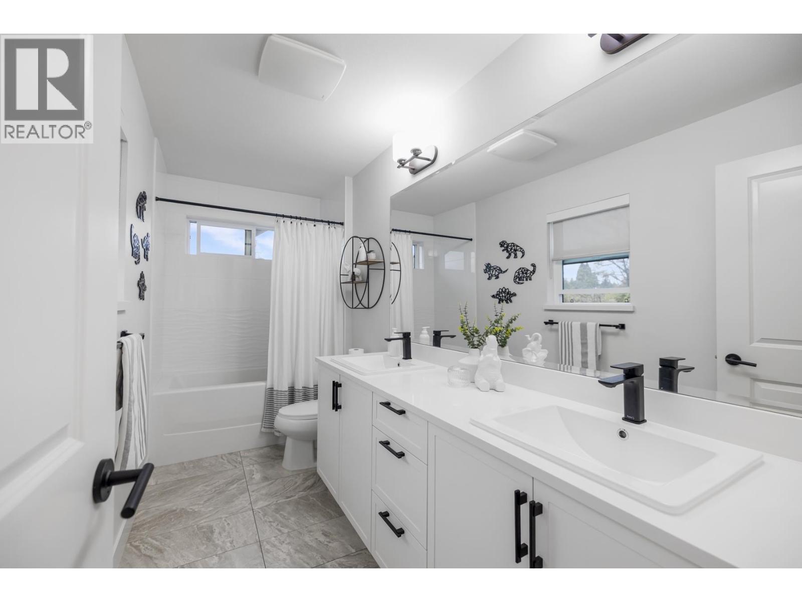 11371 Mcdougal Street, Maple Ridge, British Columbia  V2X 4K6 - Photo 27 - R3070001