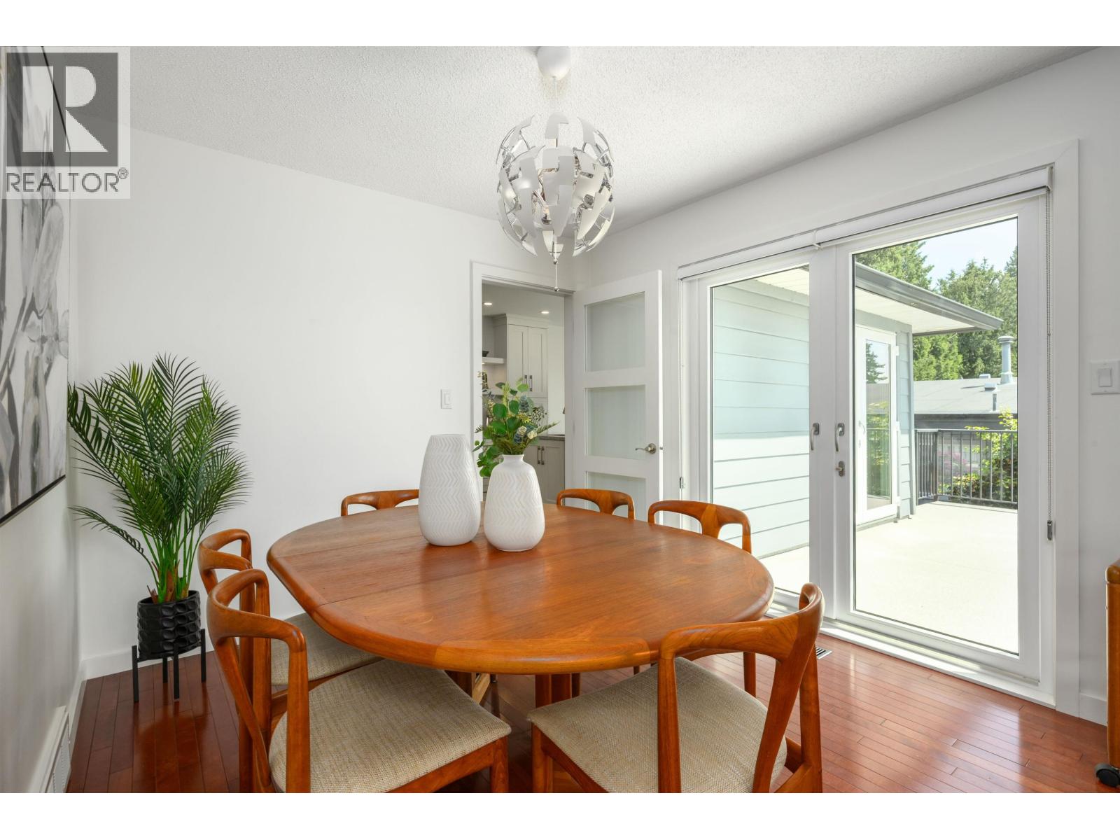 2527 Arundel Lane, Coquitlam, British Columbia  V3K 5R9 - Photo 8 - R3070022