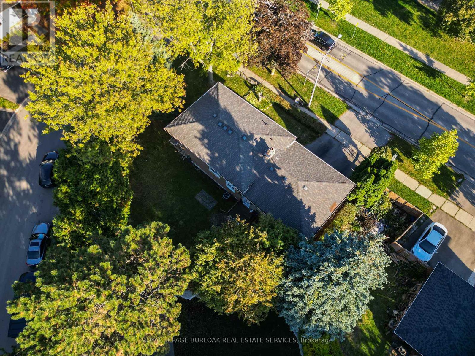 214 Vance Drive, Oakville, Ontario  L6L 3L1 - Photo 48 - W12485656