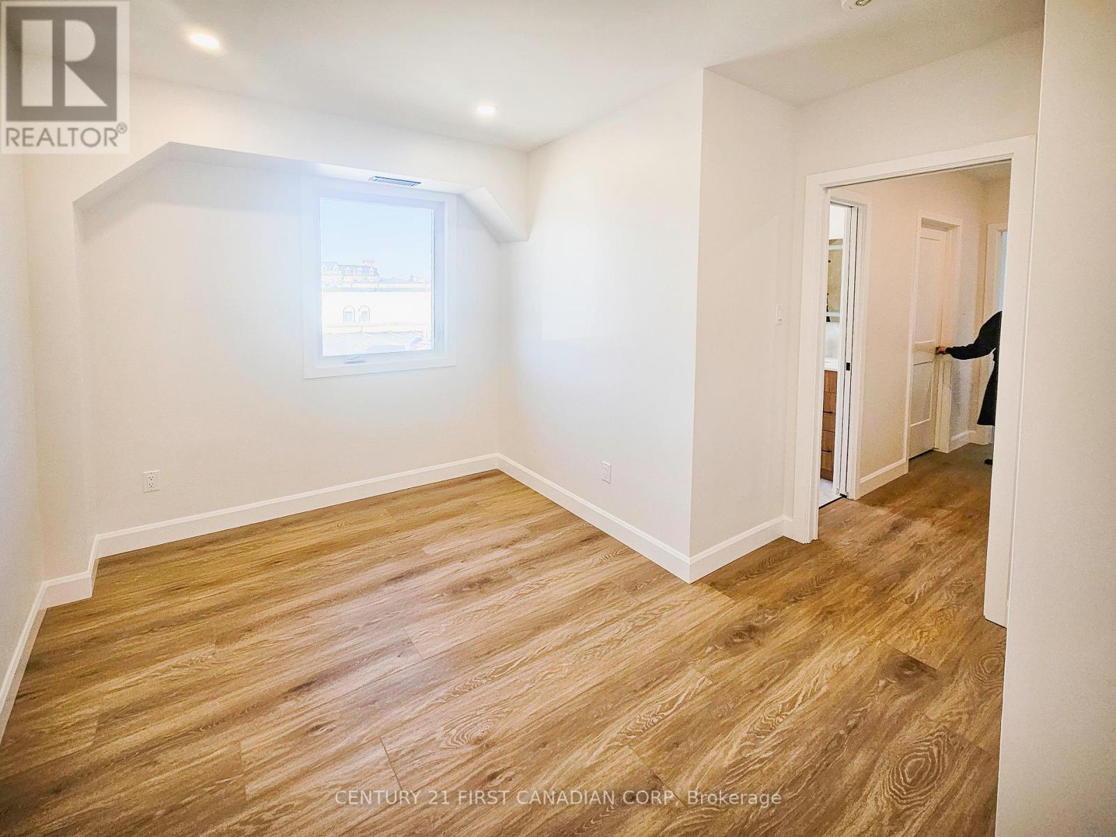 Unit 3 - 857 Dundas Street, London East, Ontario  N5W 2Z8 - Photo 11 - X12549038