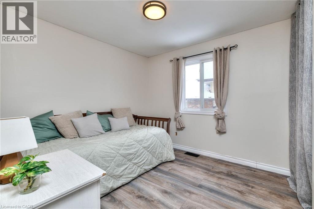 50 Old Forest Crescent, Kitchener, Ontario  N2N 2A3 - Photo 18 - 40790384