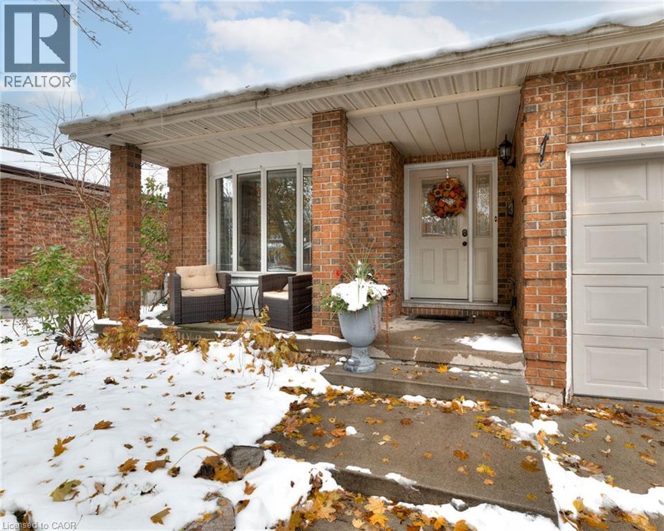 50 Old Forest Crescent, Kitchener, Ontario  N2N 2A3 - Photo 4 - 40790384