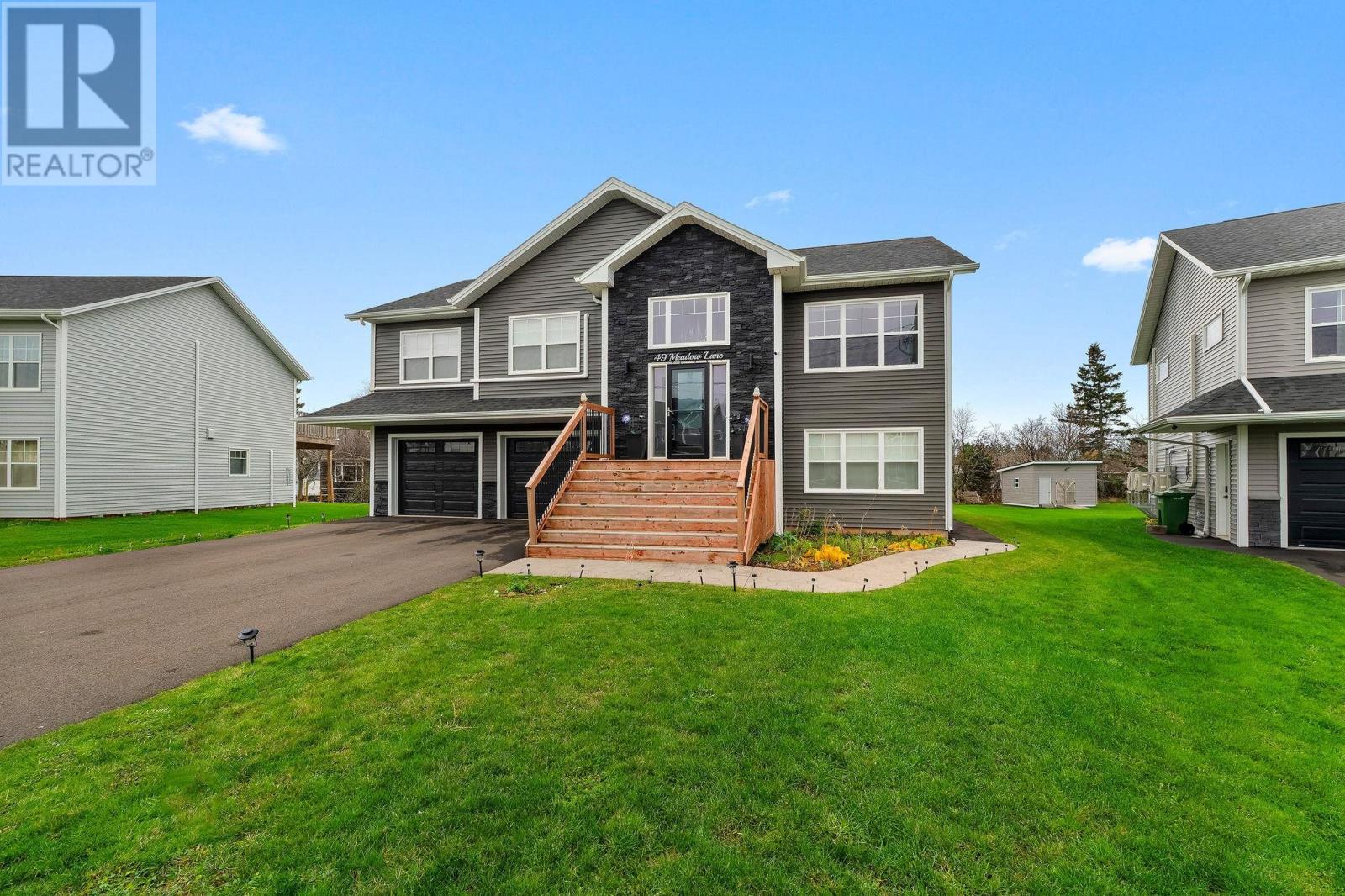 49 Meadow Lane, Charlottetown, Prince Edward Island  C1E 2H7 - Photo 2 - 202528544