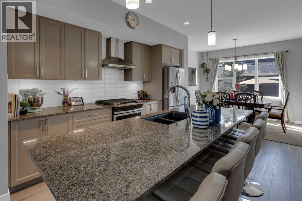 1100 Midtown Lane Sw, Airdrie, Alberta  T4B 4K5 - Photo 4 - A2258384