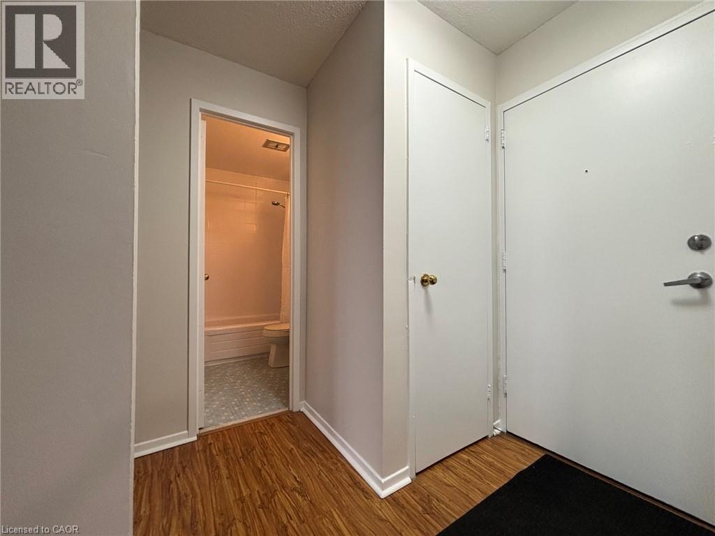 1100 Courtland Avenue E Unit# 715, Kitchener, Ontario  N2C 2H9 - Photo 15 - 40788157