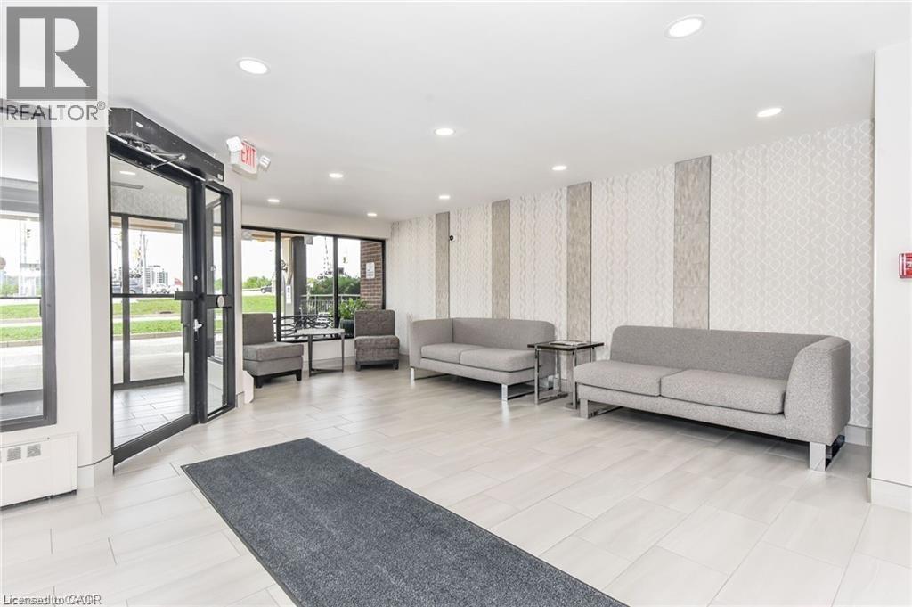 1100 Courtland Avenue E Unit# 715, Kitchener, Ontario  N2C 2H9 - Photo 3 - 40788157