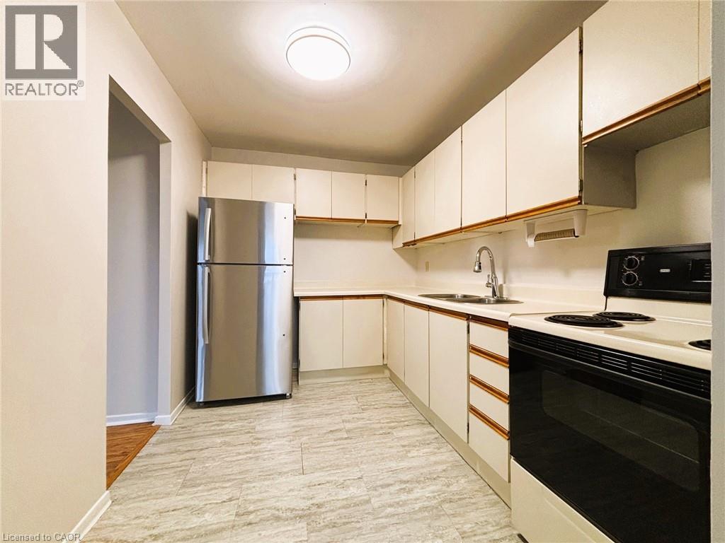 1100 Courtland Avenue E Unit# 715, Kitchener, Ontario  N2C 2H9 - Photo 6 - 40788157