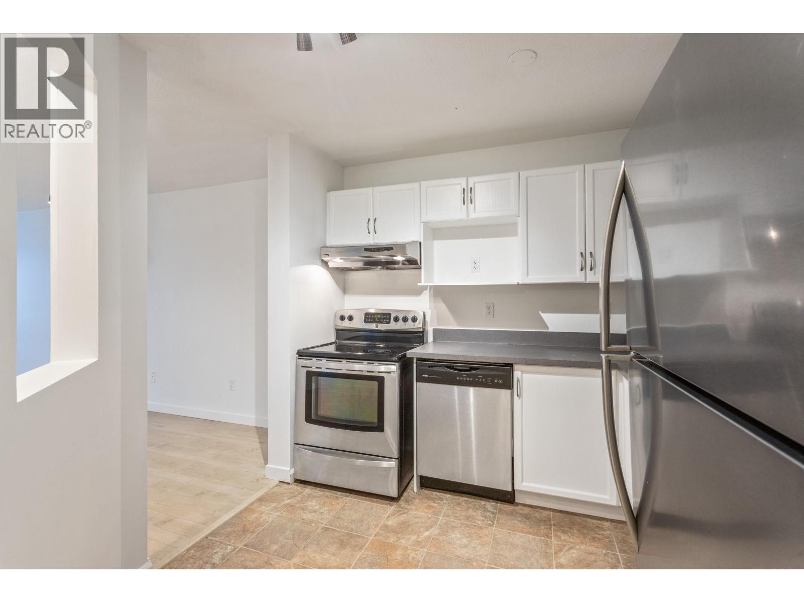 307 2335 Whyte Avenue, Port Coquitlam, British Columbia  V3C 2A3 - Photo 11 - R3069048