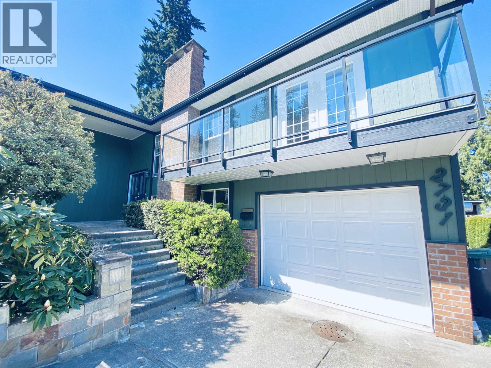 2731 Daybreak Avenue, Coquitlam, British Columbia  V3C 2E8 - Photo 2 - R3069847