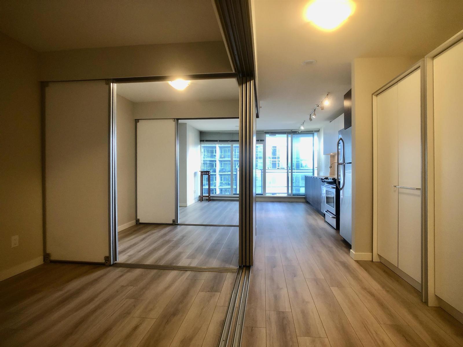 706 13303 Central Avenue, Surrey, British Columbia  V3T 0K6 - Photo 4 - R3070074