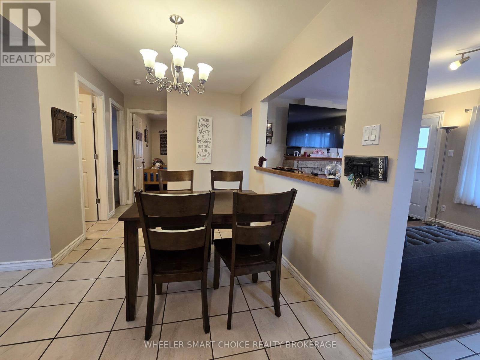 17 Adam Dixon Avenue, South Stormont, Ontario  K0C 1P0 - Photo 11 - X12576376