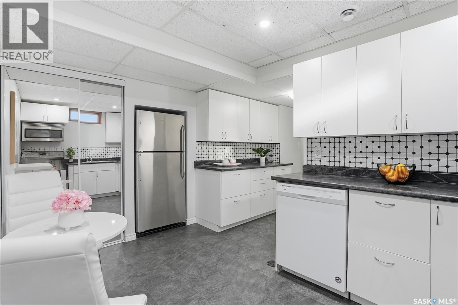 1804 Wilson Crescent, Saskatoon, Saskatchewan  S7J 2N9 - Photo 30 - SK024613