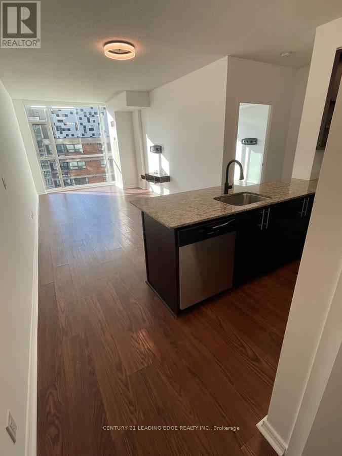 1002 - 96 St Patrick Street, Toronto, Ontario  M5T 1V2 - Photo 13 - C12575108