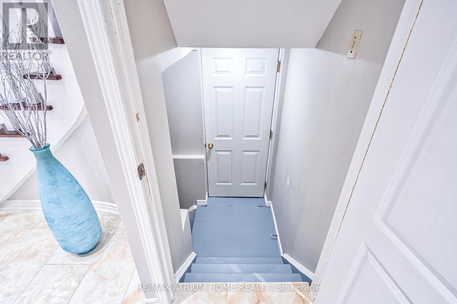 10 Olivewood Drive, Markham, Ontario  L3S 3E3 - Photo 38 - N12575710