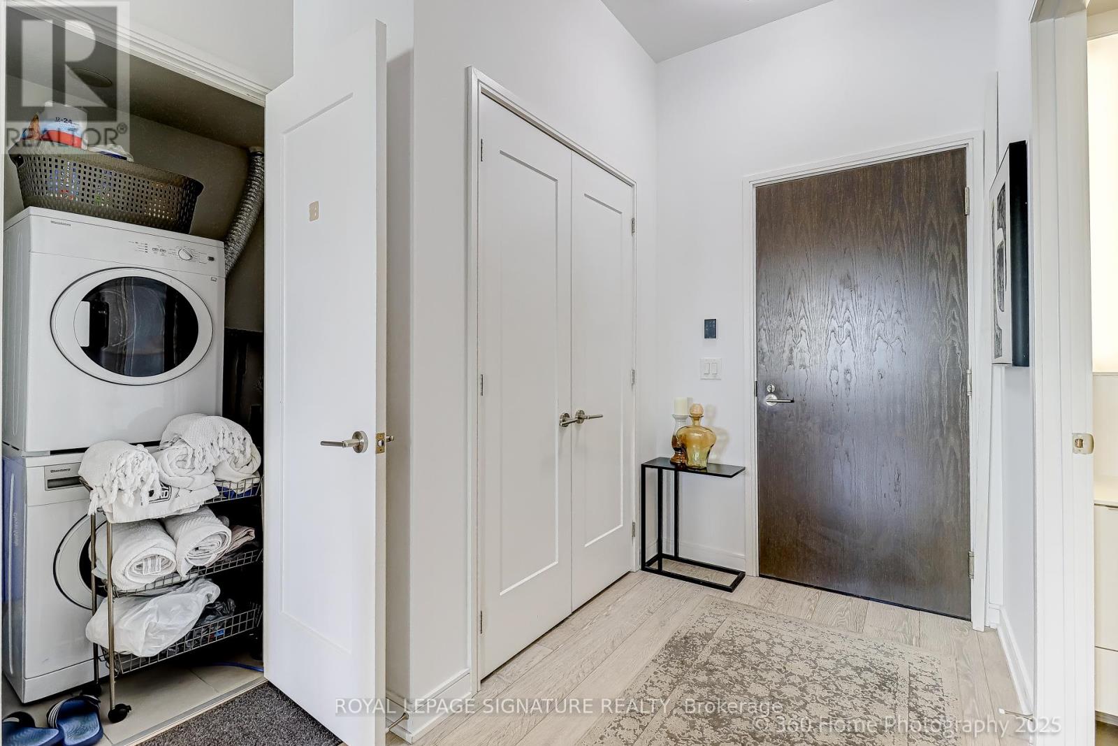 2203 - 88 Scott Street, Toronto, Ontario  M5E 0A9 - Photo 15 - C12576362